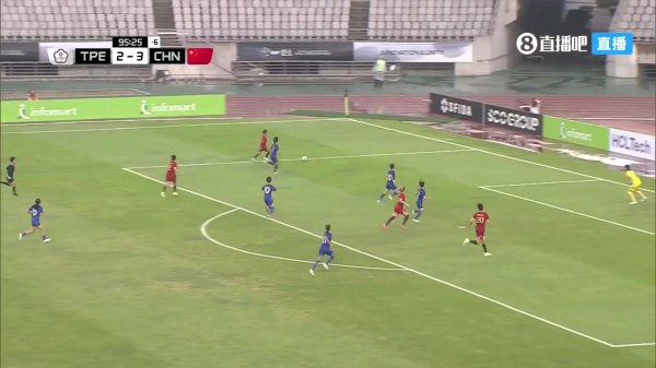 锁定胜局！张琳艳助功  邵子钦顶球破门本场双响，中国女足4-2领跑