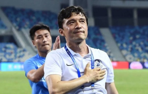 谢晖为何从亚泰下课后, 至今没有官宣执教新东家, 让球迷意外