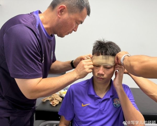 记者：津门虎就米特里策肘击杨帆、浙江队得分  前是否违例  提出申诉