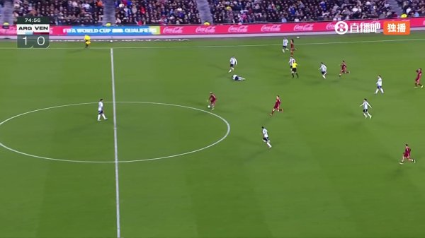 劳塔罗后备  飞身头球破门，阿根廷2-0领跑  ！