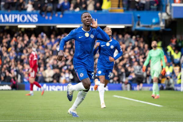 内维尔称凯塞多是英超最佳中场球员,卡拉格:赖斯更全能且盘带更好