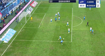 错判!足协评议:朱鹏宇被违例  应判十二码球,主裁维持不违例  决定错误